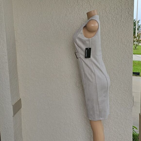 BRAND NEW STELLA &JULE SLEEVELESS ROUND NECK LINE SHEATH DRESS G1 - Picture 11 of 12